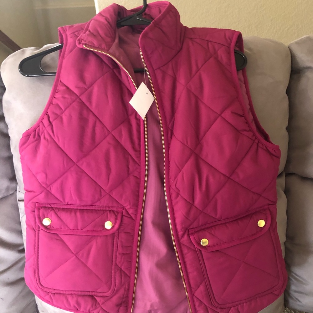 J Crew Quilted Vest in Berry Size S